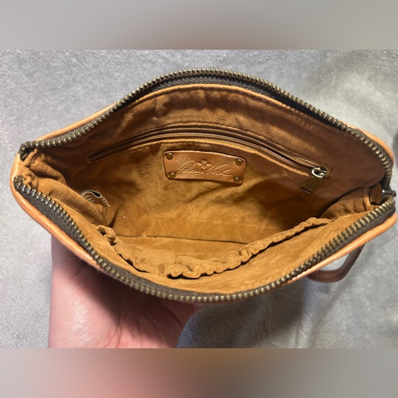 Patricia Nash Cassini Leather Wristlet - Picture 7 of 7